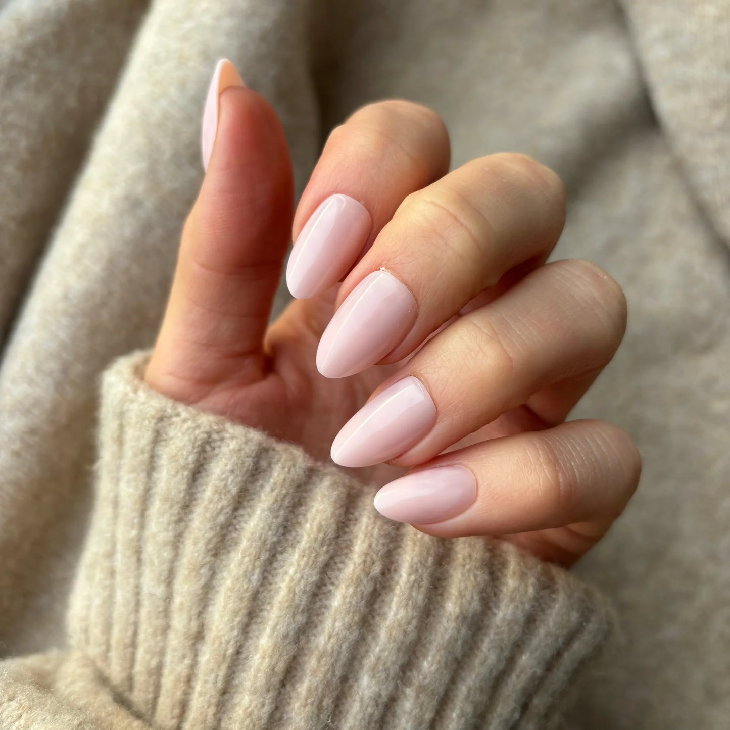 Bare Minimum (Medium-oval)